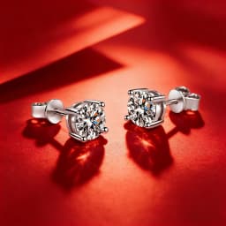 Classic 4 Prong Moissanite Stud Earrings 925 Silver Plated Lab Diamond Zircon Stud Earrings Wedding Jewelry Birthday Gift