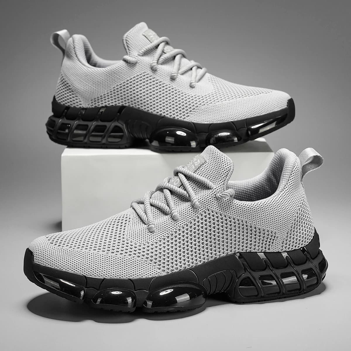 Men's Large Size Sports Shoes Outdoor Hiking Running Comfortable Casual Versatile Fashionable Training Shoes for Couples