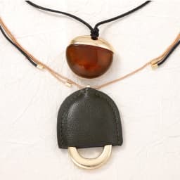 Vintage Personality Leather Lock Shaped Pendant Necklaces for Women Fashion Holiday Party Jewelry Gifts
