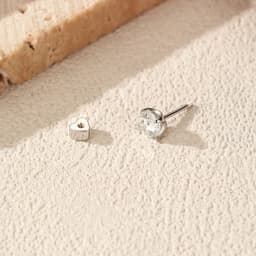 MODIAN 0.5CT D Color Cartilage Studs Moissanite 925 Sterling Sliver Neutral Simple Heart Screw Stud Earrings For Women Jewelry