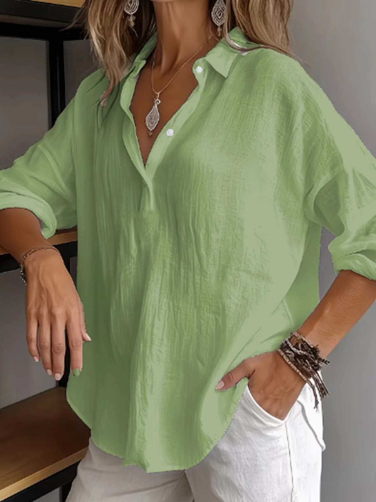 Ladies' elegant and classic cotton and linen pure-color button-down 3/4-sleeve shirt, fashionable and versatile for daily outing