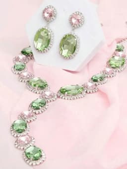2026 New Product Exaggerated Tassel Necklace Earring Set with European and American Luxury Y-shaped Water Diamond Chain