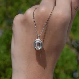 Lnngy Sparkling Emerald Cut Solitaire Moissanite Pendant Necklace 8x10mm Lab Diamond Necklaces For Women Jewellery Gift