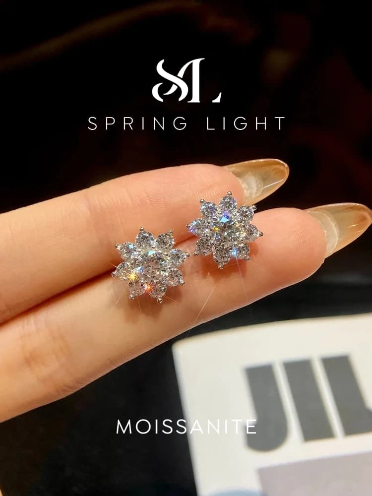 Gorgeous 0.5CT Moissanite Diamond Flower Earrings for Women Solitaire Eternity Wedding Party Luxury Jewelry