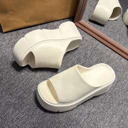 Thick Sole Sandals for Women Home Platform Slippers EVA Non Slip Beach Sandals Summer Lady Slides Soft Sole Wedge Heel Slipper