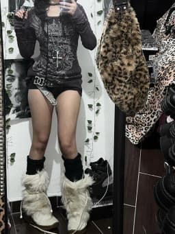 2026 Autumn Subculture Gothic Style Retro Spicy Girl Hot Stamping Print Trend Long Sleeved Top