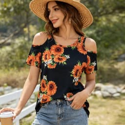 Women's Sunflower Print Cold Shoulder Top, Casual Loose Fit Short Sleeve T-Shirt, Floral Summer Blouse for Daily Wear