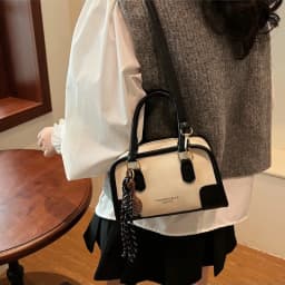 2026 Summer Vintage Small Bag for Women New Fashion Single Shoulder Messenger Bag Women's Handheld Commuter Pillow Bag