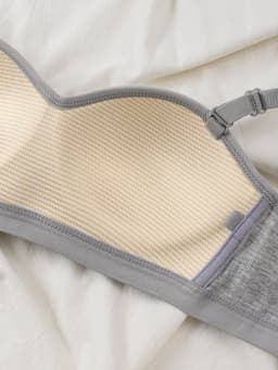 4 pcs underwear for teenage girls, non-wired bras, bras for developing stage, anti-sagging comfortable bras, adjustable