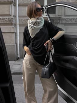 Fashion Printed Tassel Square Scarf Women Soft Comfortable All-match Shawl 2026 Spring Lady New Daily Casual All-match Accessory