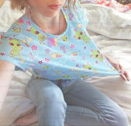 Pastel Alien Cropped Tee with Rainbows and Stars Women's Short Sleeve Crop Top Casual T-shirt Kawaii Fairy Kei Yume Kawaii