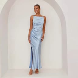 Women's Satin Spaghetti Strap Maxi Dress Ruched Waist Slit Elegant Evening Gown Vintage Solid Color Slim Fit Party Dresses
