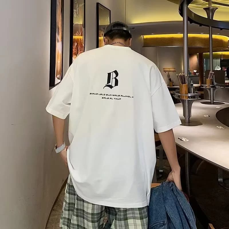 【M-8XL 】Men's Oversized Gothic Letter Print T-shirt Casual Streetwear Short Sleeve Tops