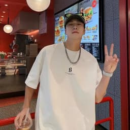 【M-8XL 】Men's Oversized Gothic Letter Print T-shirt Casual Streetwear Short Sleeve Tops