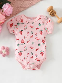 8-Piece Newborn Baby Romper Set, Soft and Breathable with Cute Pink Deer Pattern, Suitable for Babies Aged 0-9 Months.