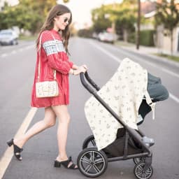 1 pc Nursing Cover Cloth - Outdoor Breastfeeding Shawl, Anti-Exposure Gauze Feeding Cover-up, Breathable Nursing Scarf for Mater