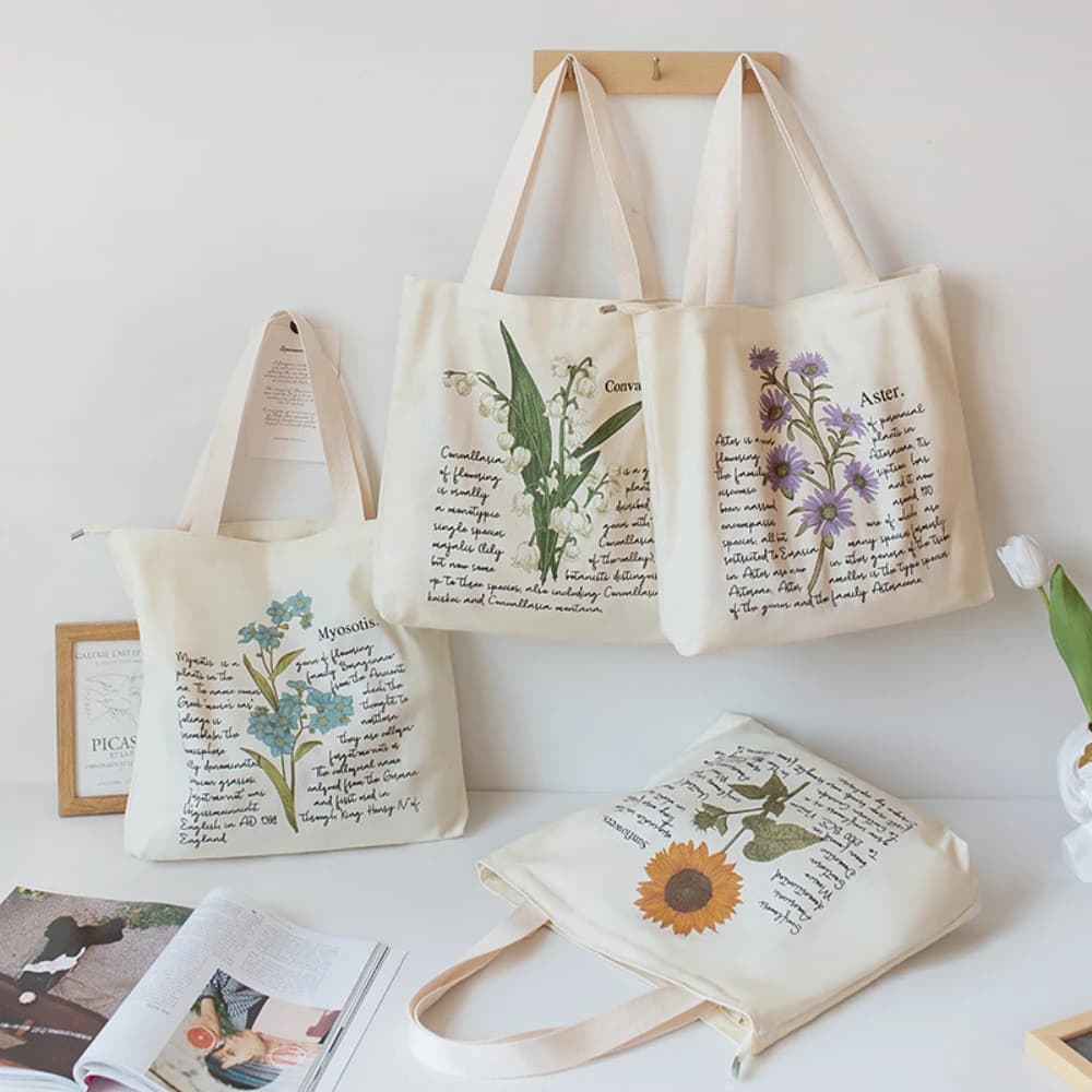 Minimalist Floral Botanical Canvas Tote Bag, Stylish & Spacious Reusable Bag, Great for Errands, Travel & Casual Outings Lovers