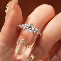Rrjzz 6.5mm 1CT Round D-Color Moissanite Wedding Ring for Women GRA Certified Six-Prong Starburst Engagement Ring Jewelry Gift