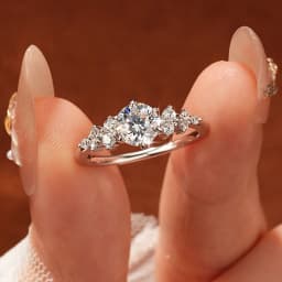 Rrjzz 6.5mm 1CT Round D-Color Moissanite Wedding Ring for Women GRA Certified Six-Prong Starburst Engagement Ring Jewelry Gift