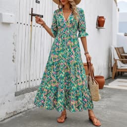 2026 new Bohemian vacation style cake dress, printed V-neck five-quarter sleeve dress