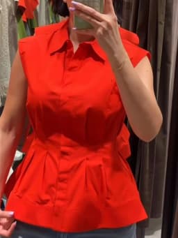 Women Casual Sleeveless Shirts Summer New Female Blouse Pleated Turn-Down Collar Single Breasted Blouses Chic Lady Elegant Tops