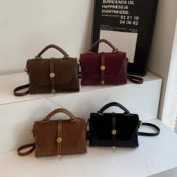 Elegant Faux Handbag with Adjustable Strap Golden-Tone Hardware and Flap Closure - Trendy Commuting Hobo Crossbody Bag for Women