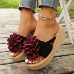Summer Round Toe Lightweight Sexy Comfortable Casual Slippers for Women Fashion New Thick-soled Flower Elegant Heeled Slippers