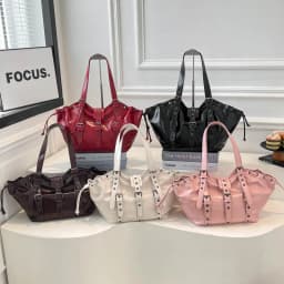 2026 New PU Hobo Tote for Women Y2K Gothic Rivet Adjustable Strap Shoulder Bag Large Capacity Drawstring Handbag for Daily Use
