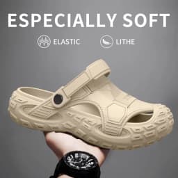 Clog Shoes Suitable for Outdoor Wear in Summer, Non Slip, Breathable, and Odor Proof Sandals for Both Men and Women