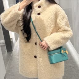 JW PEI Croc Embossed Small Box Bag French Exquisite Shoulder Handbag for Women Elegant Crossbody Purse Daily Commute Party Use