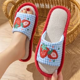 Comfortable Strawberry House Linen Slippers Anti-slip Grid Stripe Indoor Slippers Flax Soft Sole Sweet Slippers Women Bedroom