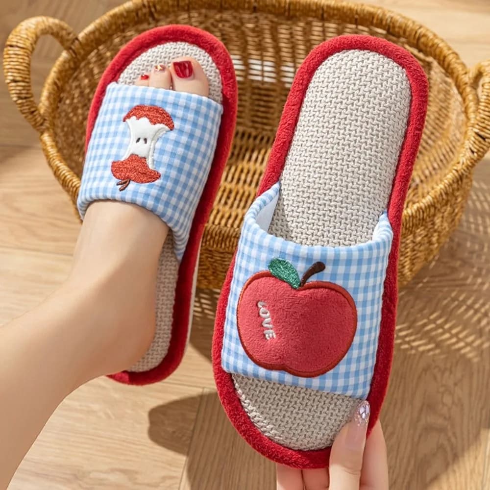 Comfortable Strawberry House Linen Slippers Anti-slip Grid Stripe Indoor Slippers Flax Soft Sole Sweet Slippers Women Bedroom