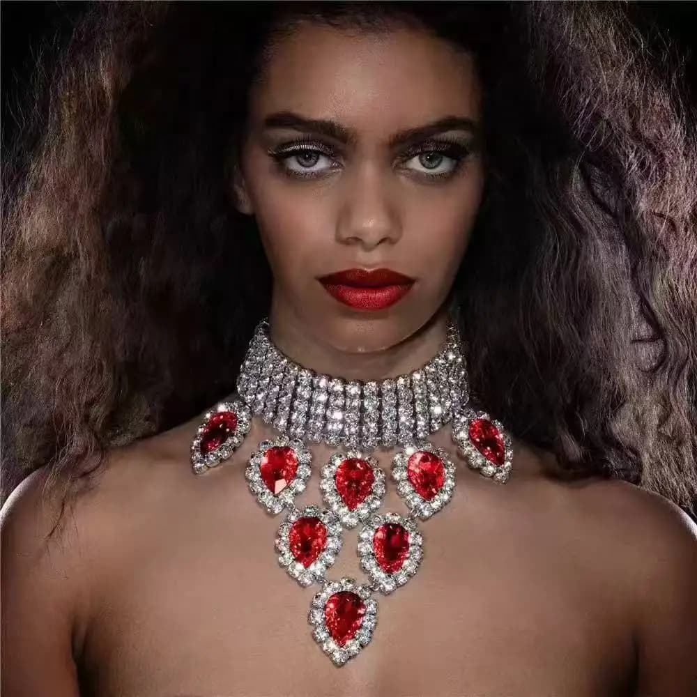 Explosive Water Drop Necklace with Personalized and Elegant Design, Luxurious Party Bridal Banquet Accessories