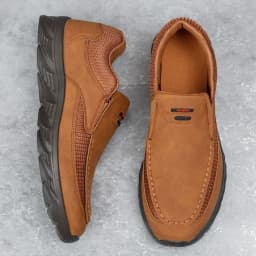 Men Sneakers Light Loafers Slip on Casual Shoes for Men Comfortable Walking Luxury Brand Male Business Shoe Driving Shoes