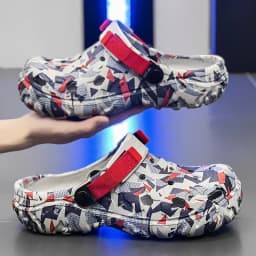Men's Clogs EVA Slippers Sandal Men Garden Shoes Flat Camouflage Home Slippers Male Sneaker Outdoor Flip Flops Home Clogs Slides