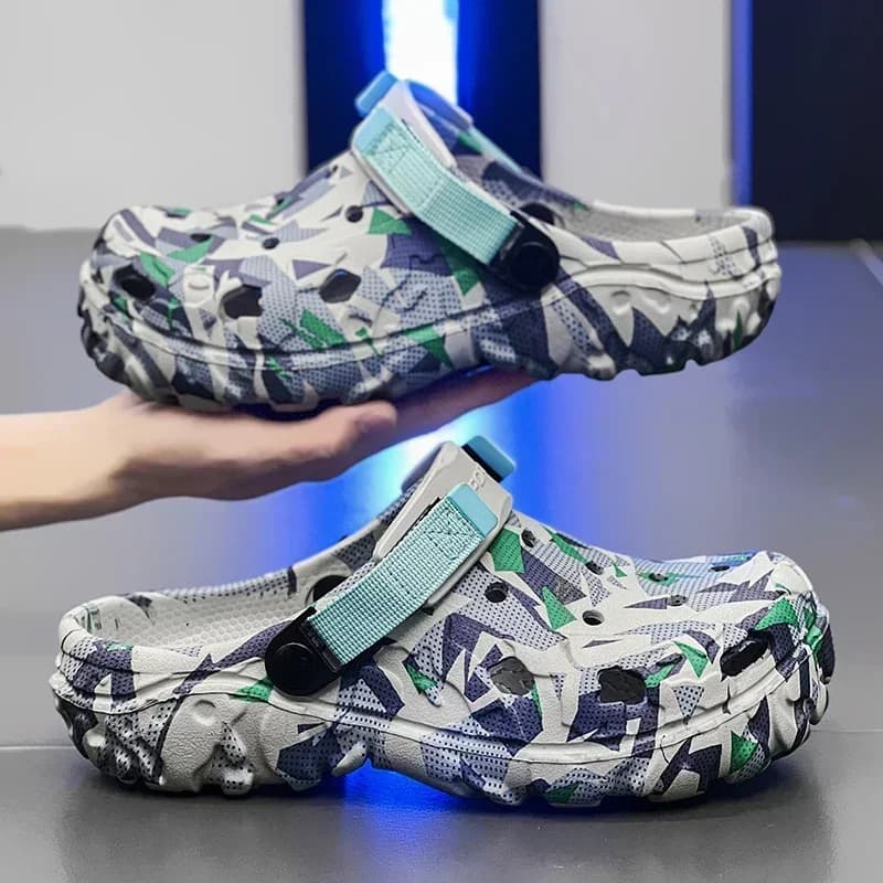 Men's Clogs EVA Slippers Sandal Men Garden Shoes Flat Camouflage Home Slippers Male Sneaker Outdoor Flip Flops Home Clogs Slides