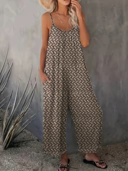 Summer new oversized printed camisole jumpsuit sleeveless V-neck loose wide leg pants casual vacation style