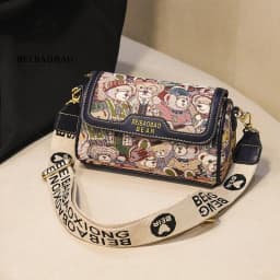 New Trendy Unique Design Cartoon Bear Single Shoulder Bag Chic Crossbody Bag Original Women's Shoulder Bag Purses and Handbags