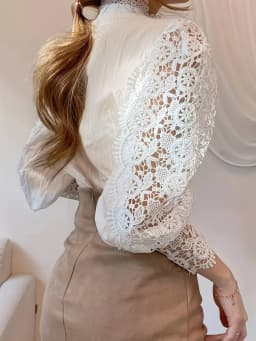 Plus Size Spring Women's Elegant Lantern Sleeve Solid Color Pleated Shirt