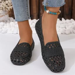 New Summer Style Mesh Breathable Versatile Lfashionable, Comfortable, Casual and Wear-resistant Women's Flat Toe Sandals