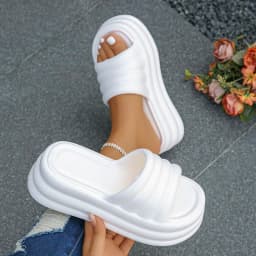 Chunky Platform Slippers for Women 2024 Summer Comfort Soft Sole Beach Shoes Slides Woman Thick Bottom Non-Slip Sandals Ladies