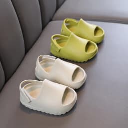 Children's Slippers Summer Wear Sandals Slippers Wholesale Beach Shoes Foreign Trade Hole Shoes for Small Children Baby Shoes