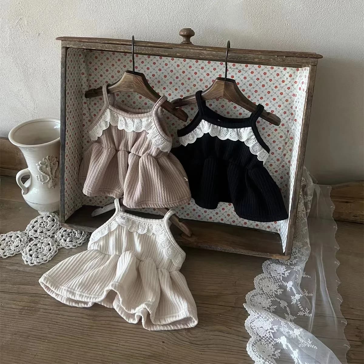 Q23030 Children Clothing Spring&Summer Sweet Lace Dress for Newborn Baby Toddler Princess Soft Sleeveless Skirt for Girls