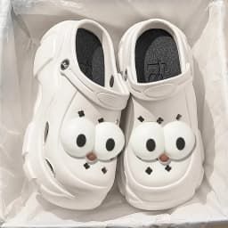New Sandal Slippers DIY Women Mules Summer Cute Cartoon Clogs Beach Sandals Cave Hole Female Garden Shoe For Students Girls