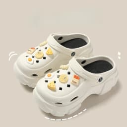 New Sandal Slippers DIY Women Mules Summer Cute Cartoon Clogs Beach Sandals Cave Hole Female Garden Shoe For Students Girls