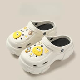 New Sandal Slippers DIY Women Mules Summer Cute Cartoon Clogs Beach Sandals Cave Hole Female Garden Shoe For Students Girls