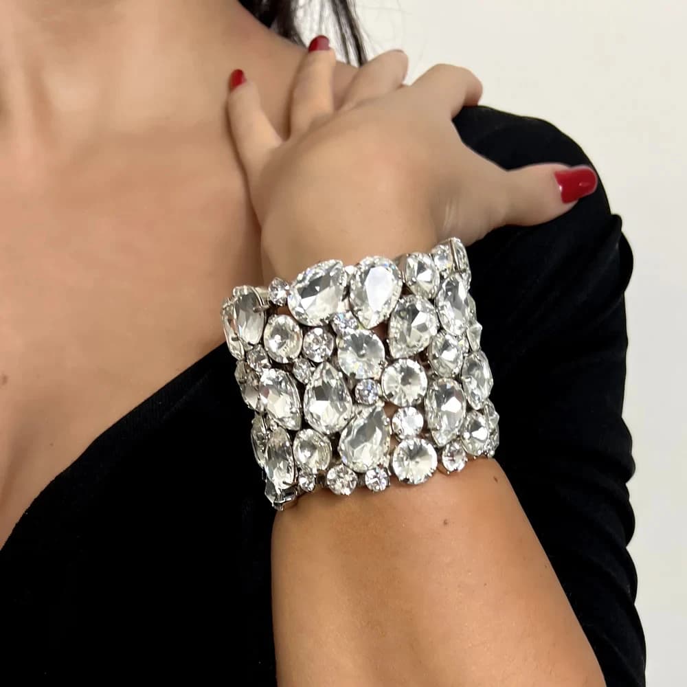 Bling Crystal Exaggerated Hand Bangle Water Drop Design for Women Fashion Show Rhinestone Bracelet Bangle Wedding Jewelry