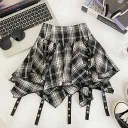 Gothic Mini Skirt with Hanging Grommet Strap Tiered Ruffles High Waist Tartan Skirt Women Teen-Girl Grunge Punk Rock Y2K Outfit