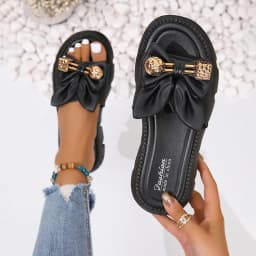 Summer Casual Fashion Round Toe Flat Solid Color Comfortable Open Toe Metal Decorated Non-Slip Women's Slippers