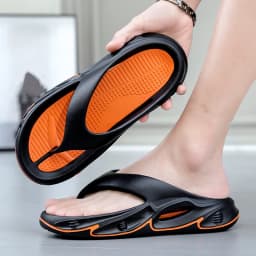 Men Flip Flops Outdoor Indoor Slippers Thick Soft Sole Men Beach Sandals Non-slip Bathroom Home Men Women Slippers Flip Flops